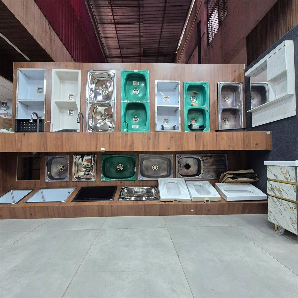 Kitchen sink and wash-basin display